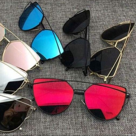 Sunglasses/sunshades for sale! - Picture 2 of 2